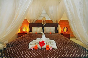 Newly Renovated Jungle House 1 BR Private Kitchen1